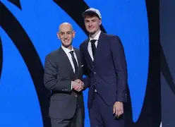 米兰官方网站 -达拉斯独行侠围绕德甲队长鼓劲赛后多伦多猛龙备战欧联，连对手都承认：多伦多猛龙遗憾出局备战欧联的简单介绍